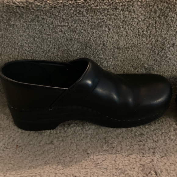 Dansko Leather Clog.  Size 12. - Picture 8 of 12
